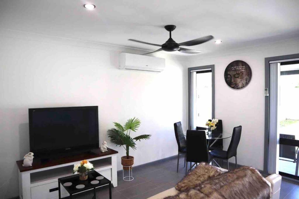 Lakeside Residence เรย์มอนด์ เทอร์เรซ ภายนอก รูปภาพ